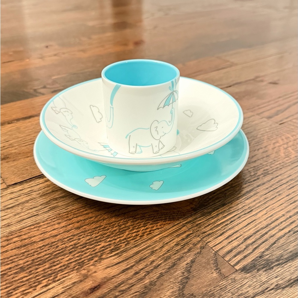 Tiffany & Co. Blue and White Elephant Dinnerware Set